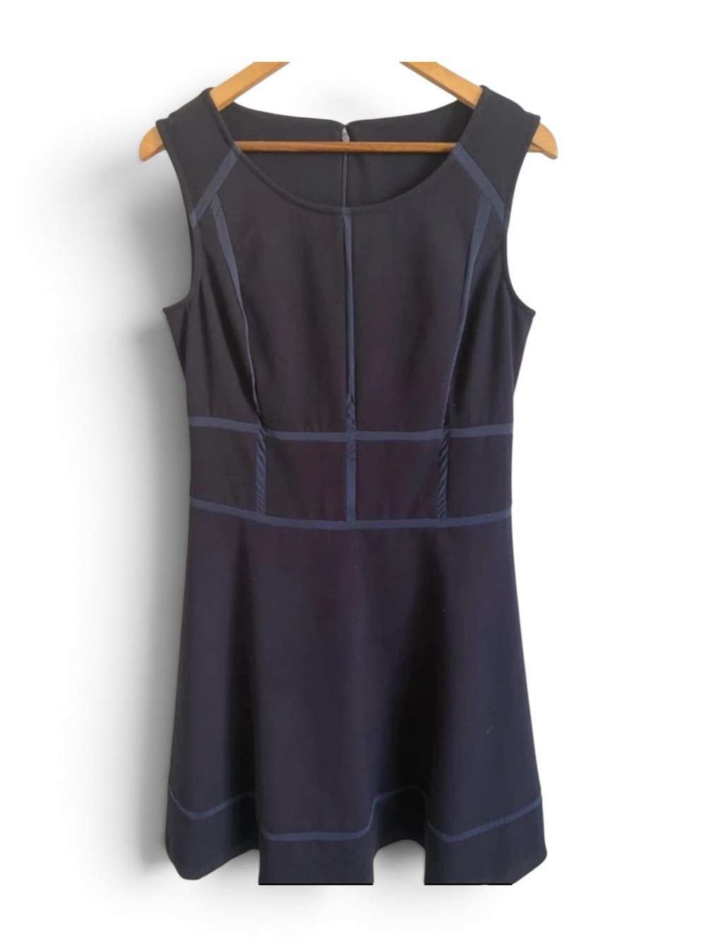 Marc New York Andrew Marc Navy Sleeveless Fit and Flare Dress Piped Seams Size 8 - Picture 1 of 4